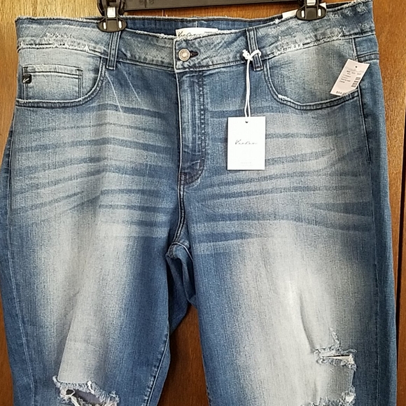 NWT KanCan Distressed Denim Jeans 24 - Picture 2 of 6